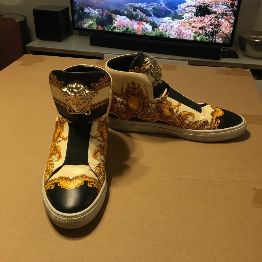 Versace shoe 13/46